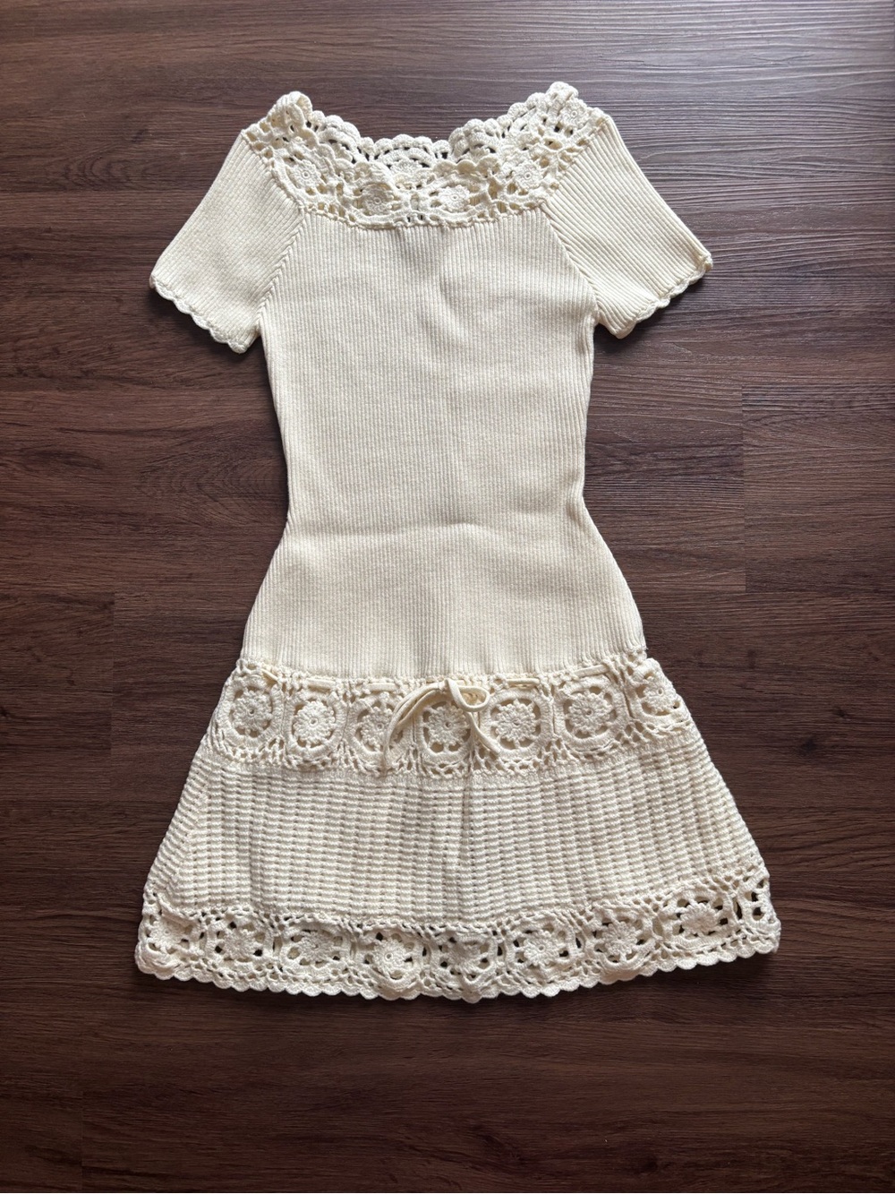 Frankie’s Bikinis Libra Crochet Dress - Picture 4 of 6